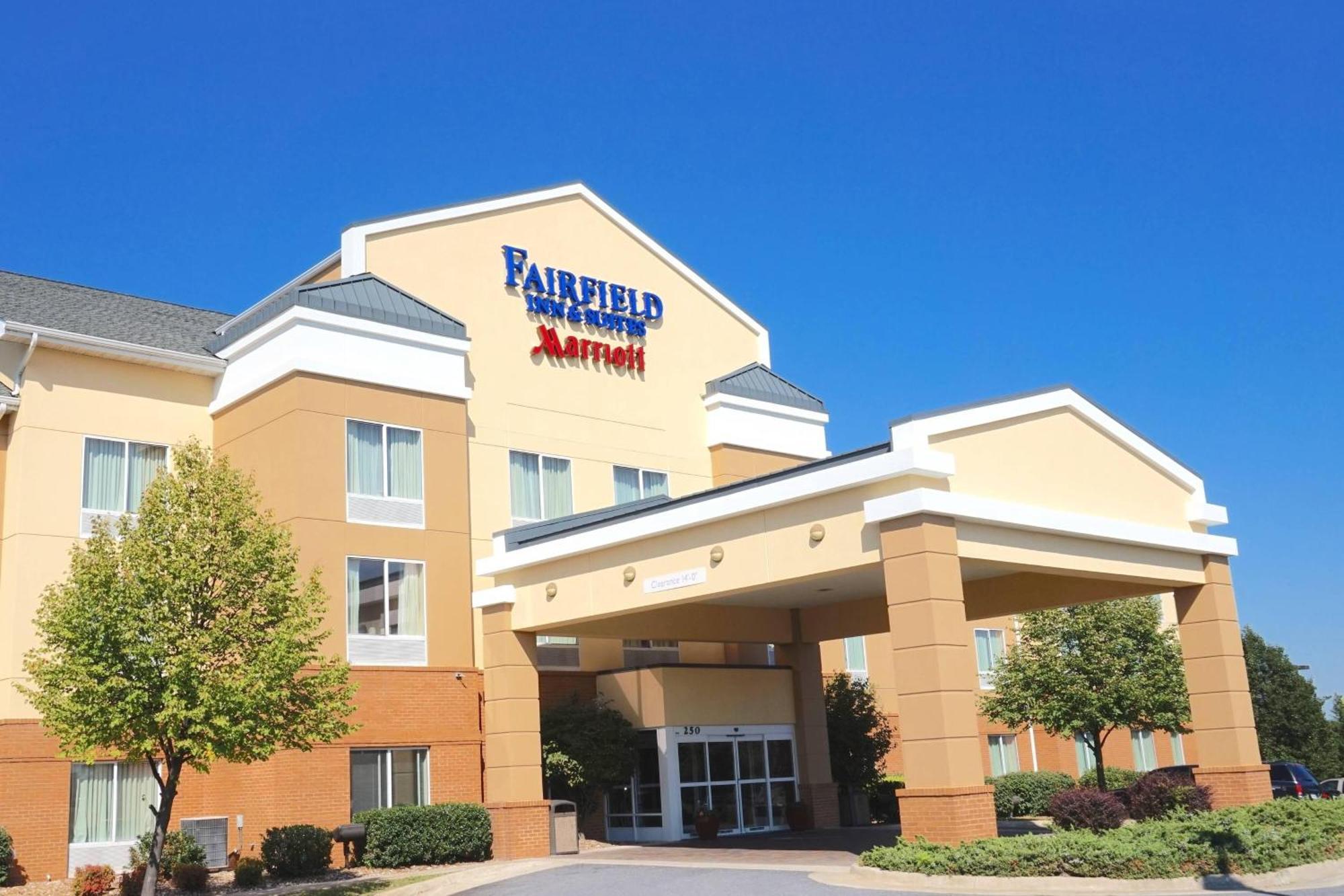 Fairfield Inn And Suites By Marriott Winchester Exterior foto